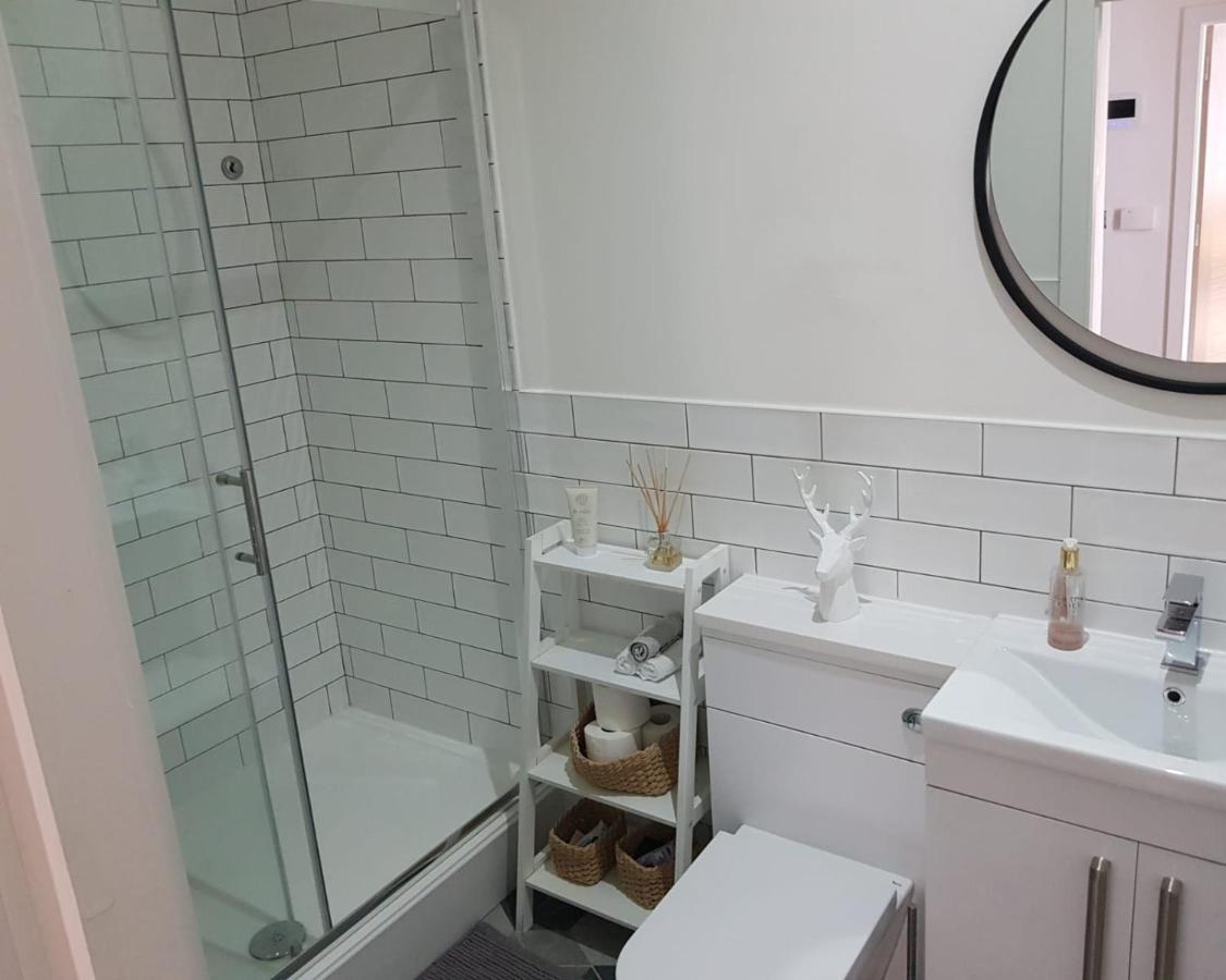 34 Cuppin Street - Luxury City Centre Apartment! Chester Kültér fotó