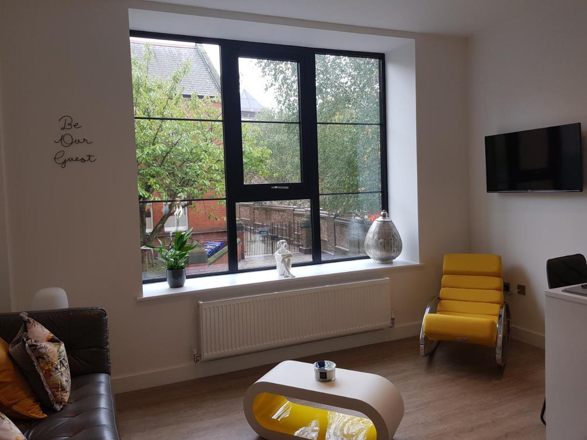 34 Cuppin Street - Luxury City Centre Apartment! Chester Kültér fotó