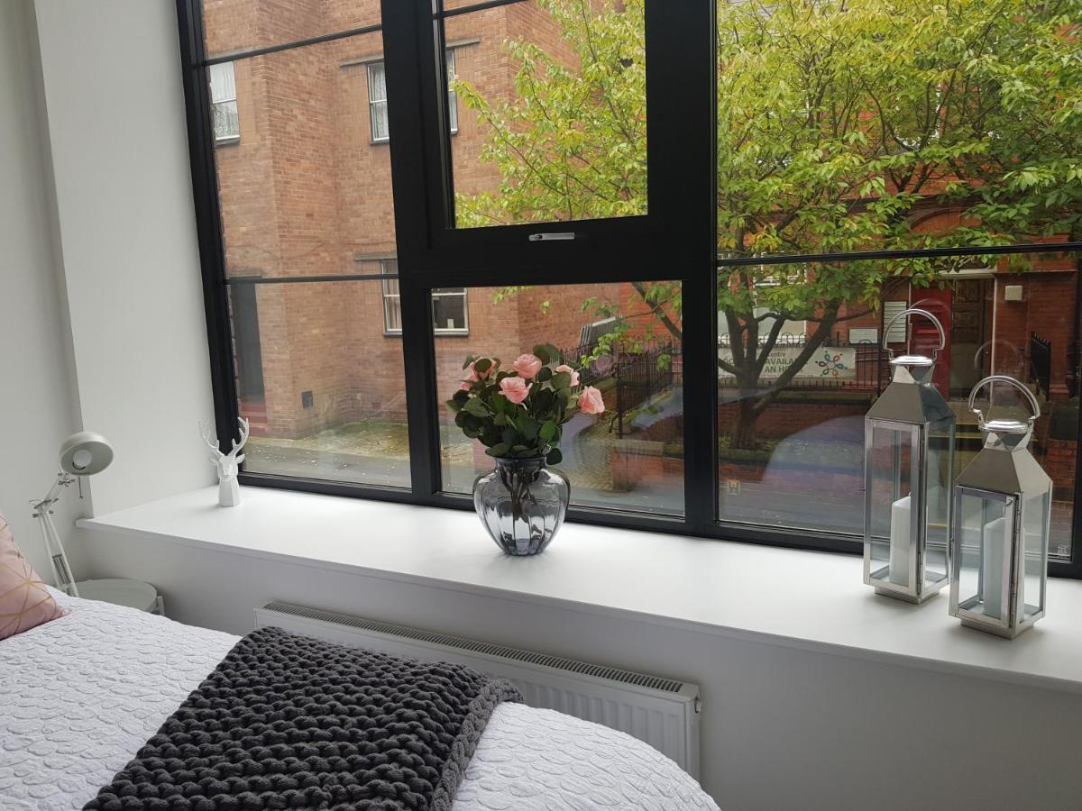 34 Cuppin Street - Luxury City Centre Apartment! Chester Kültér fotó